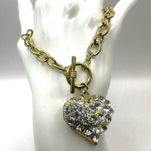 Gold tone rhinestone heart chain bracelet